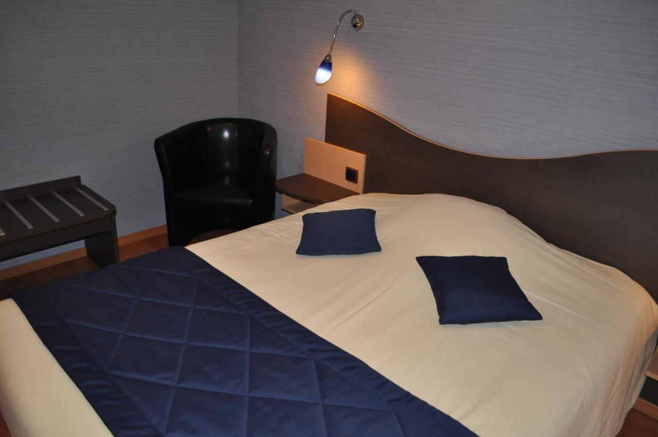 Logis Au Tambour 3* Reims