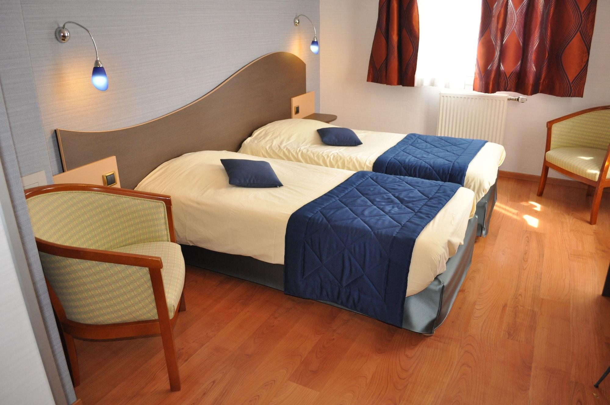 Logis Au Tambour Hotel