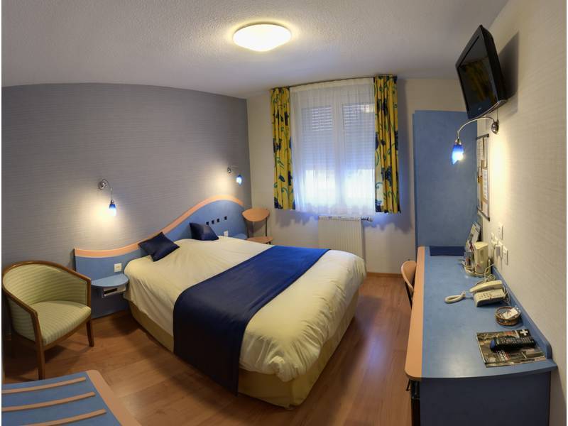 Logis Au Tambour Hotel