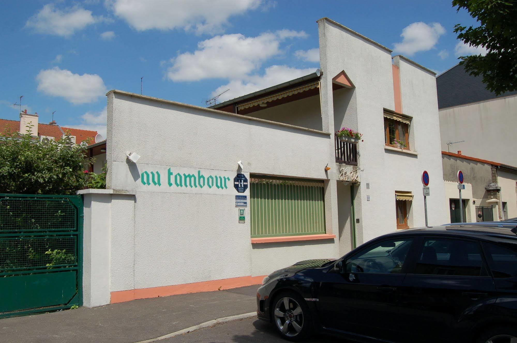 Logis Au Tambour 3* Reims